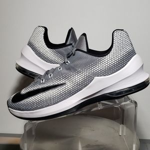 Air Max Infuriate low cool grey shoes